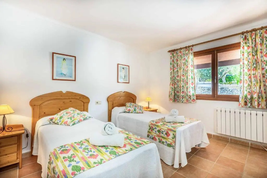 CA NA SUREDA by Sealand Villas