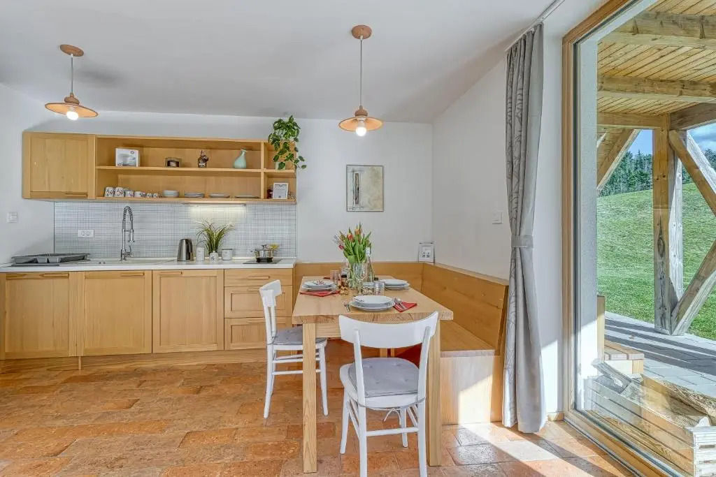 House On The Hill Wellness Chalet