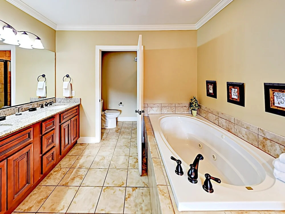 Bon Air #B3062 - 2 Br Condo