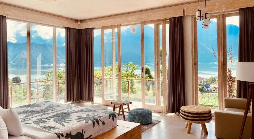 Volcano 3 hotel