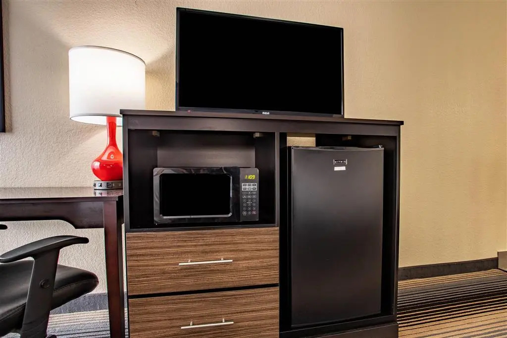 Best Value Inn Bloomington