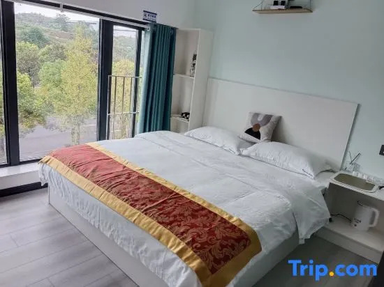 Two plus three guesthouses