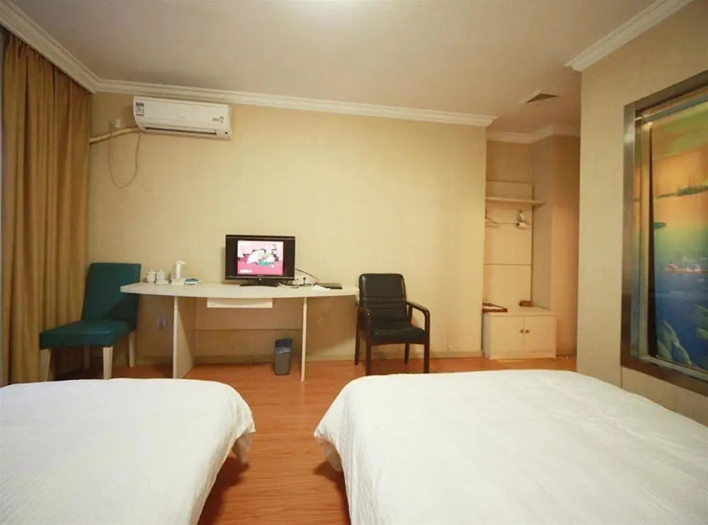 Shanghai Dock Bund Hostel