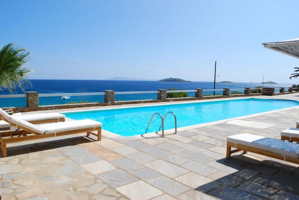 Hotel Perrakis