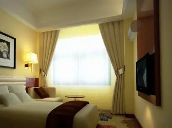 Holiday Inn Lingyun Jinyuan