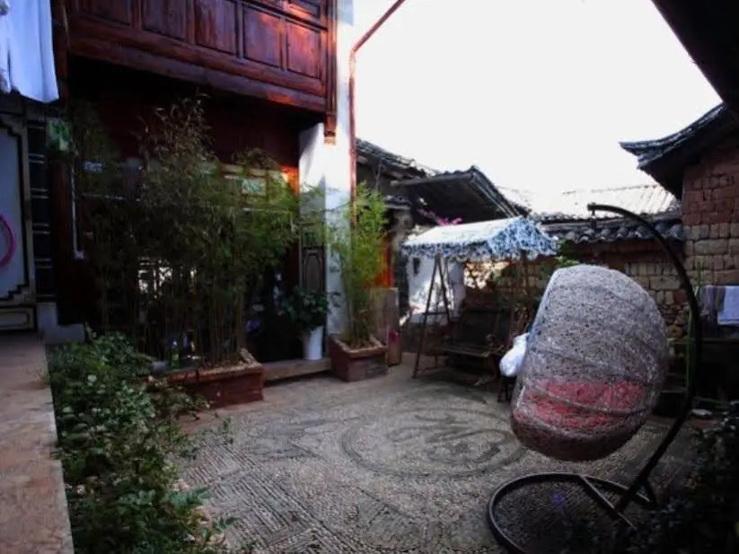 Lijiang Romantic Life Inn