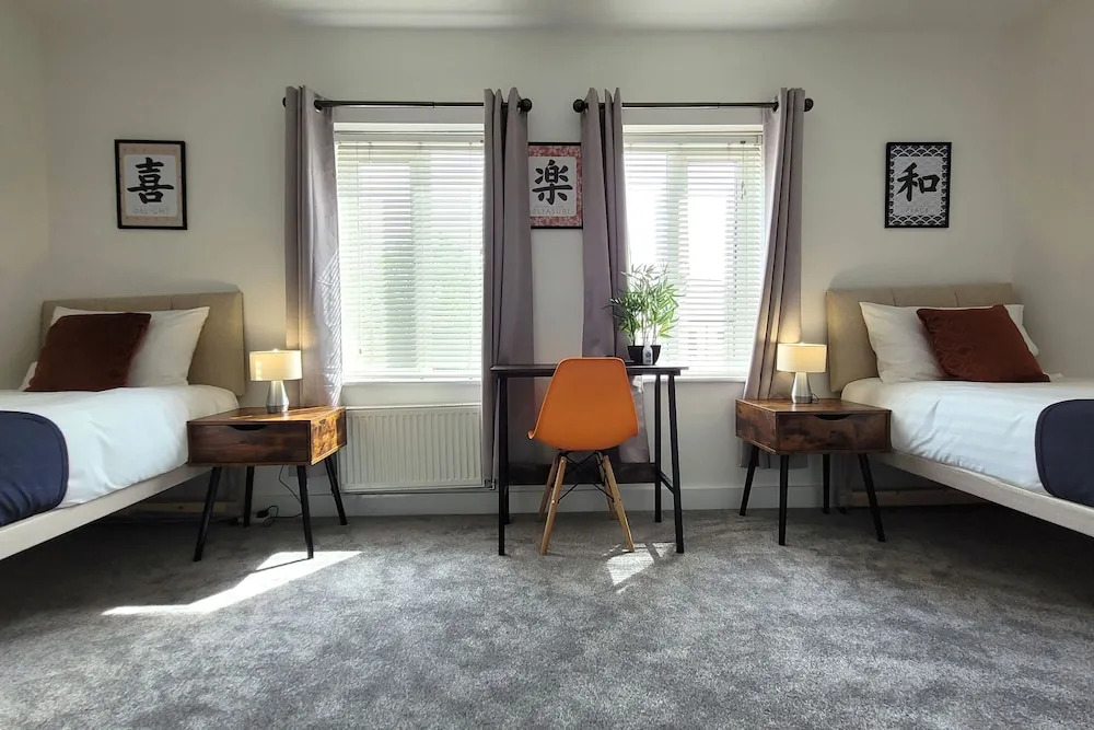 House of 4 Chimneys by Your Lettings UK
