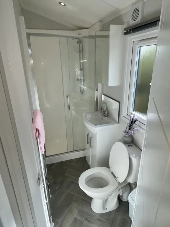 Modern Homely Chalet in Tuxford