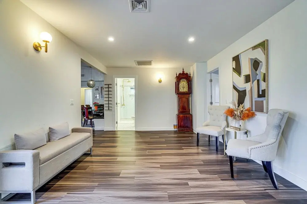Pet-friendly Group Getaway 12 Mi to Camelback Mtn!