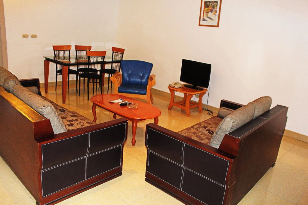 Apo Apartments