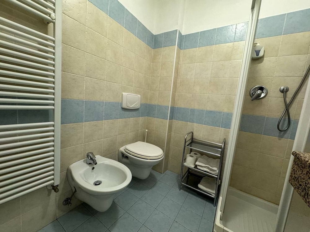 HC Hotel Garni - Rooms and Apartments