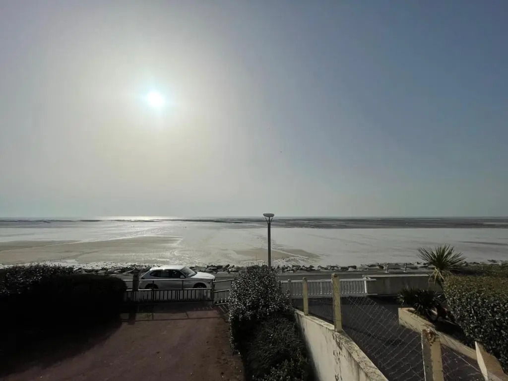 Villa bord de mer avec jardin et Wifi gratuit - FR-1-361-76