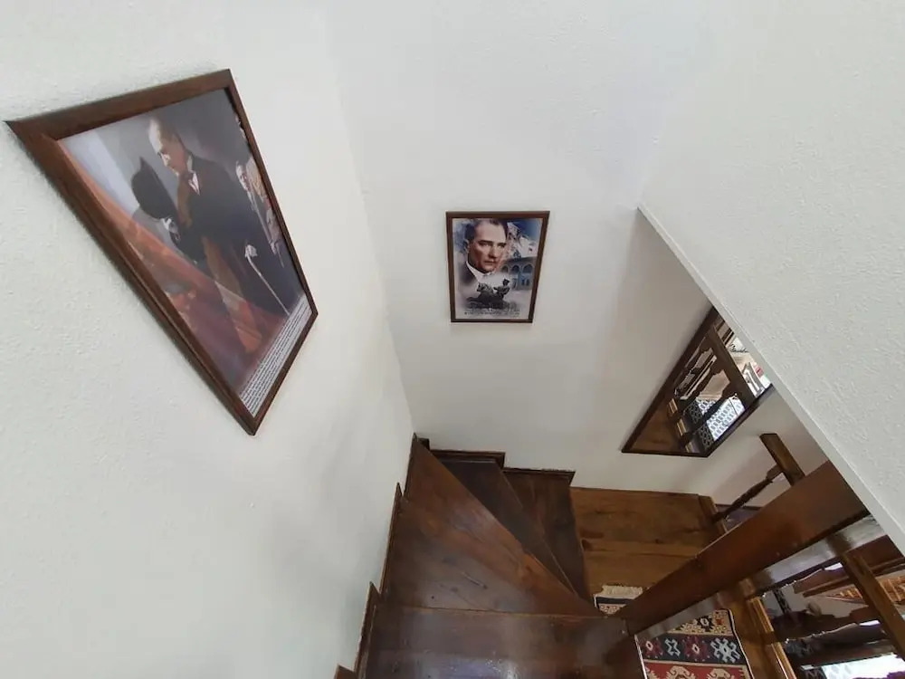 Bi Hayal Ada Evi