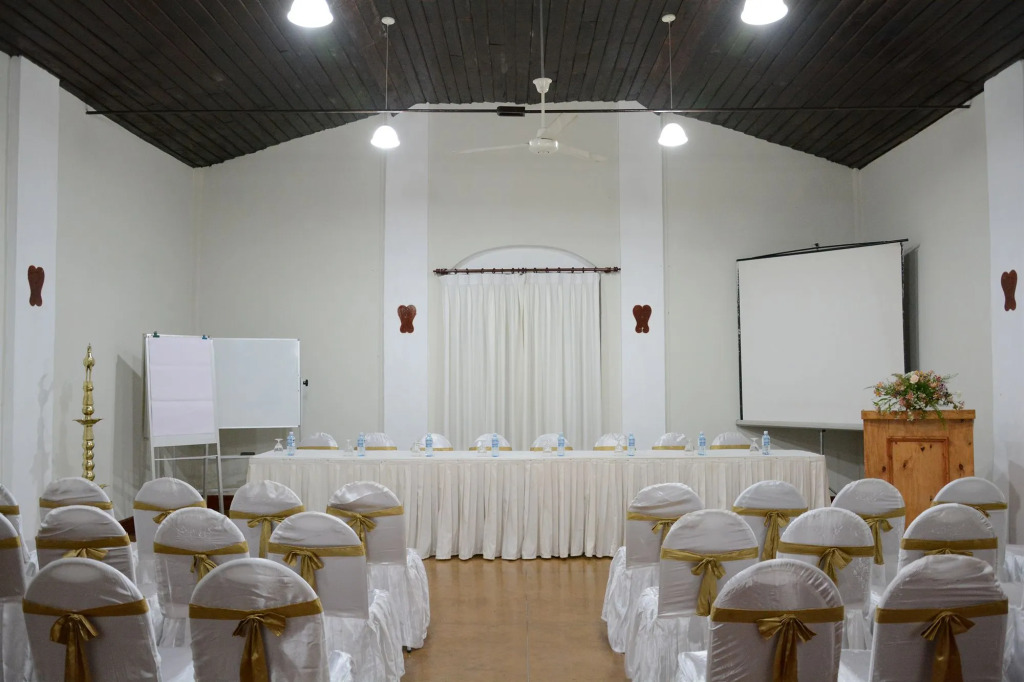 Bandarawela Hotel