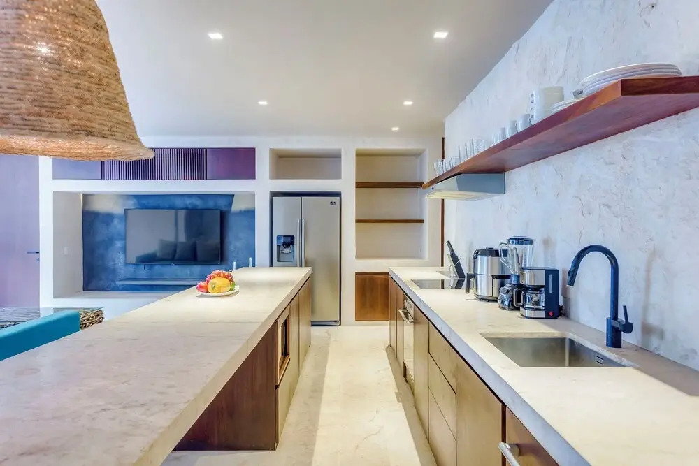 Gorgeous Flowy Space with Wrap-around Private Pool