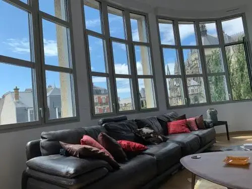 Loft Des Sacres - Vue Unique Sur La Cathedrale