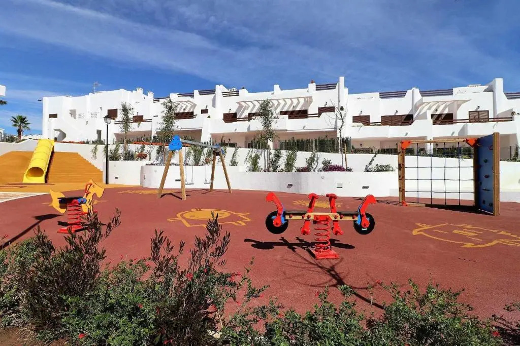 Azur apto lujo en 1a línea azotea piscina comun