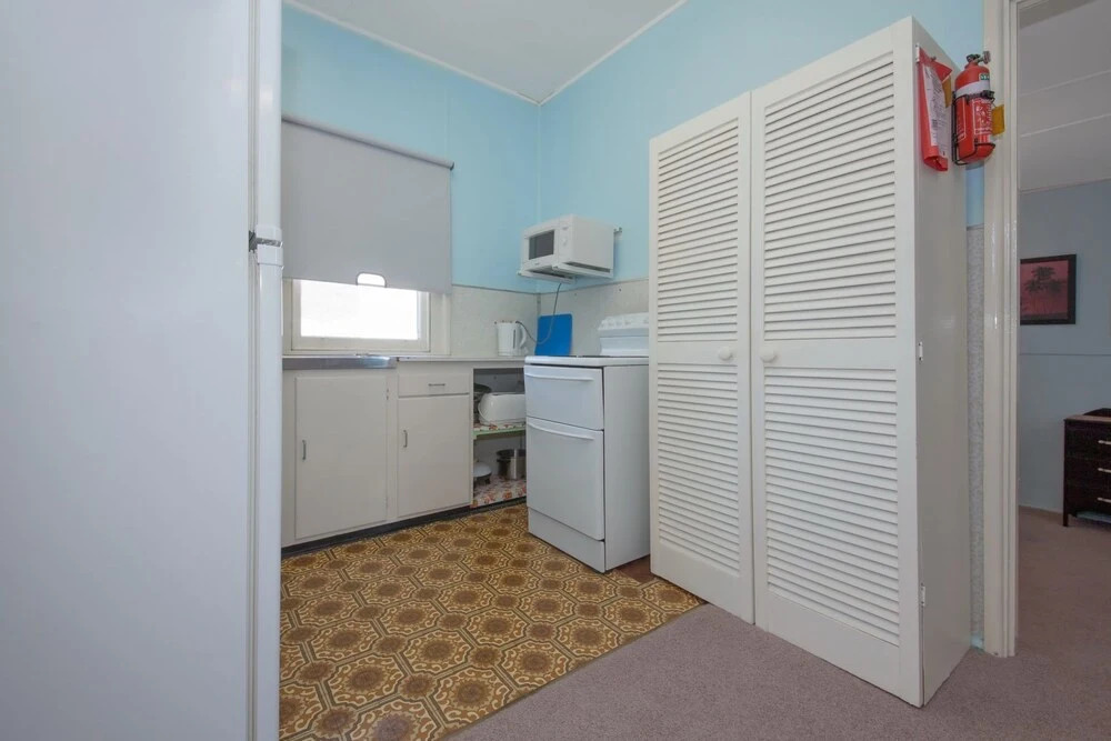 Pacific Units, Unit 2, 94 Magnus Street