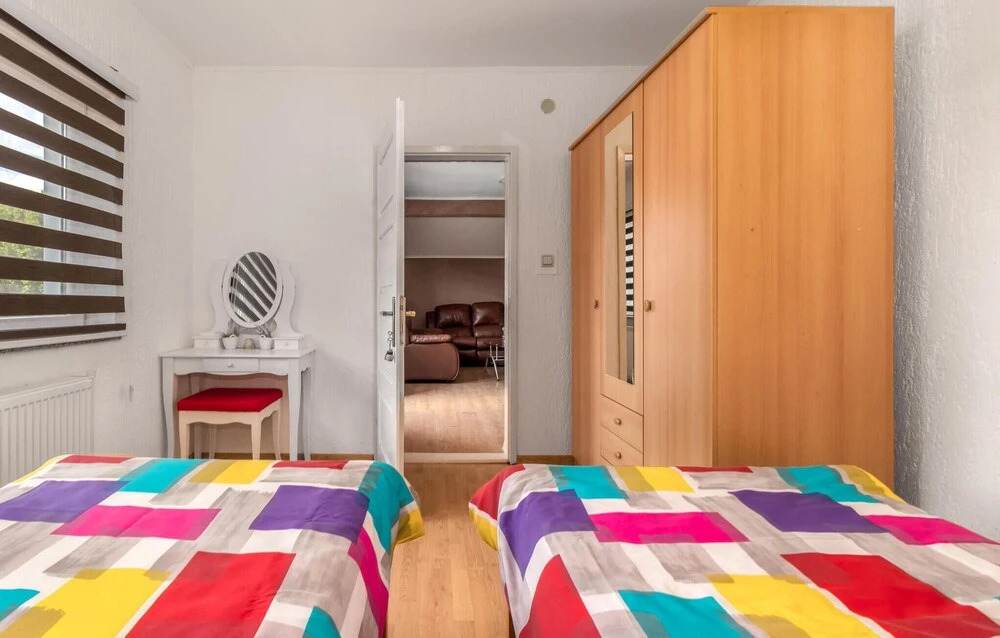 Beautiful Apartment in Otocac With Wifi and 2 Bedrooms