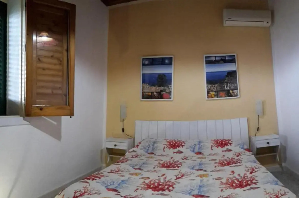 UsticaTour Apartments and Villas