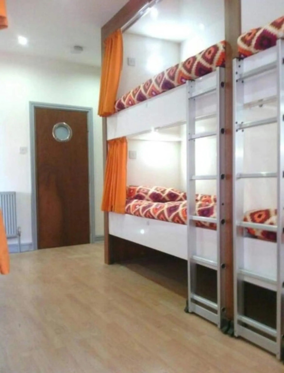 The Liverpool Pod - Hostel