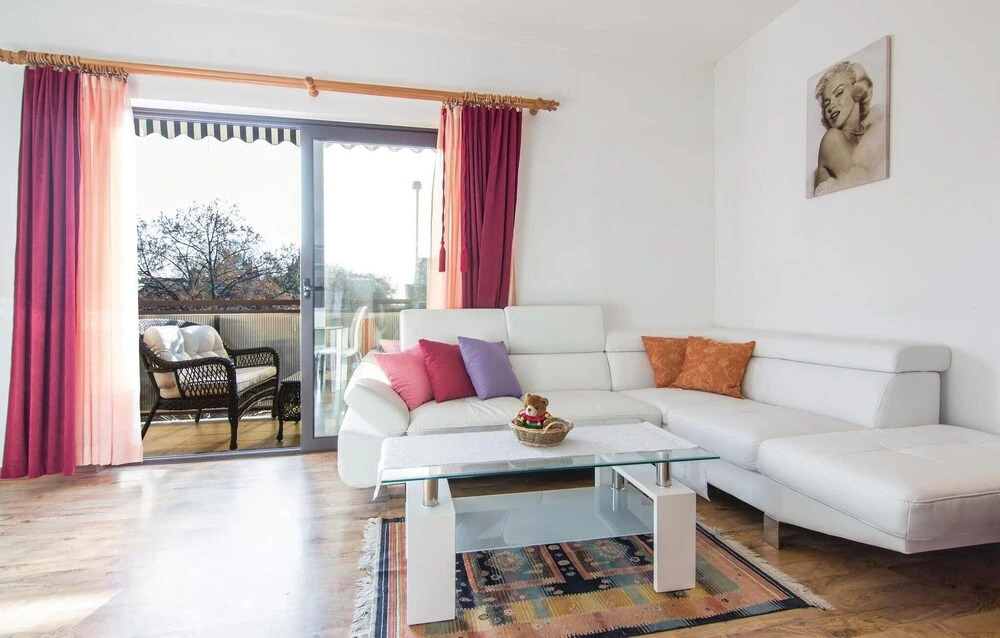 Beautiful Apartment in Porec With 2 Bedrooms