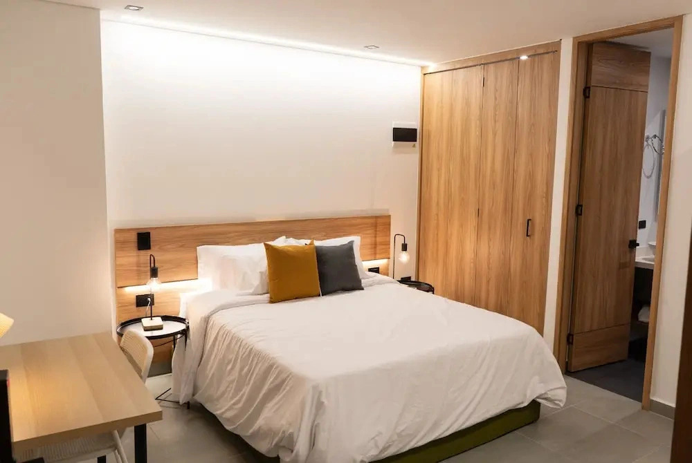 Once Suites