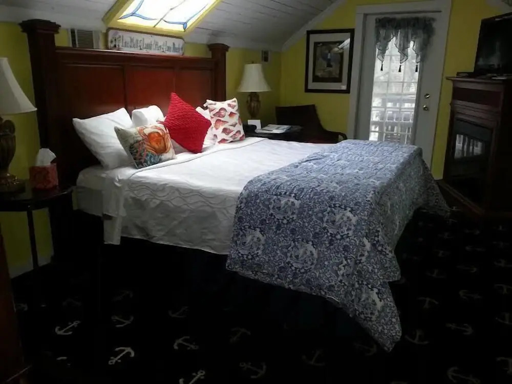 Tybee Island Inn Bed & Breakfast