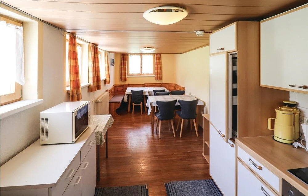 Beautiful Home in Gargellen With 5 Bedrooms and Wifi