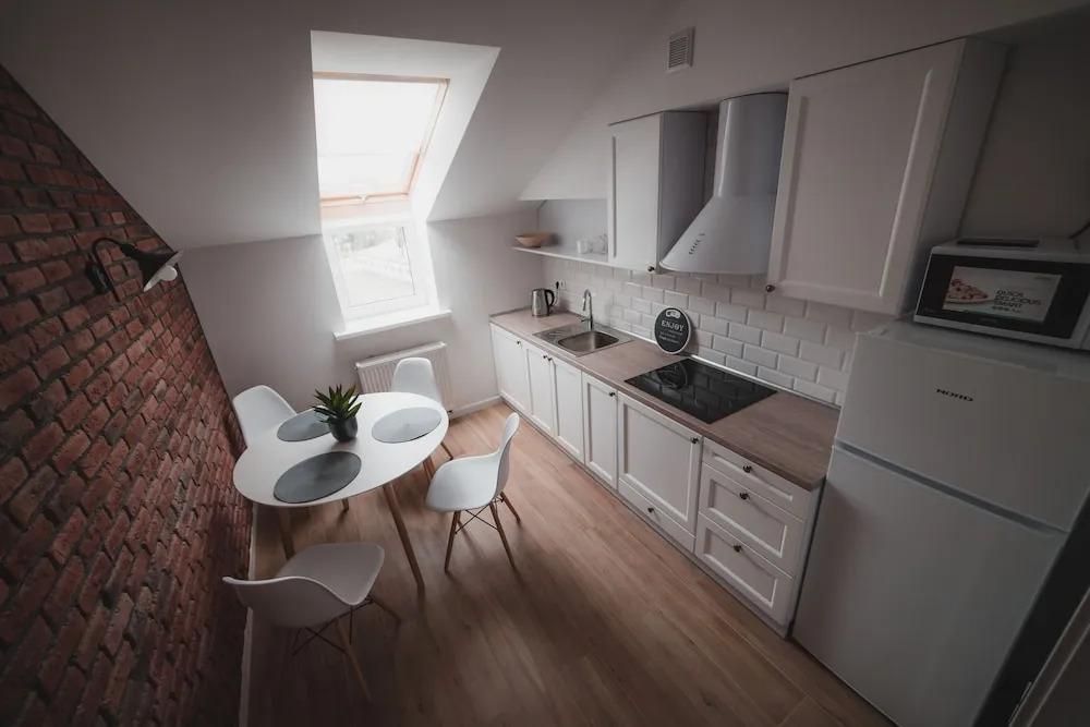 Kostjukowski Apartments на Мудрого 12В