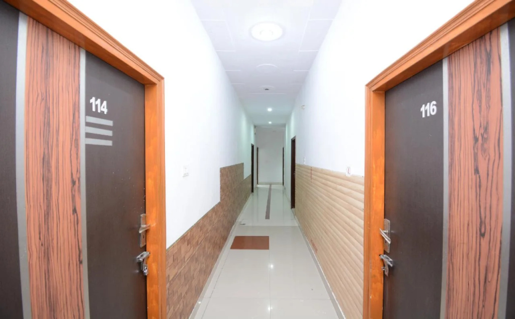 Hotel International By OYO Rooms