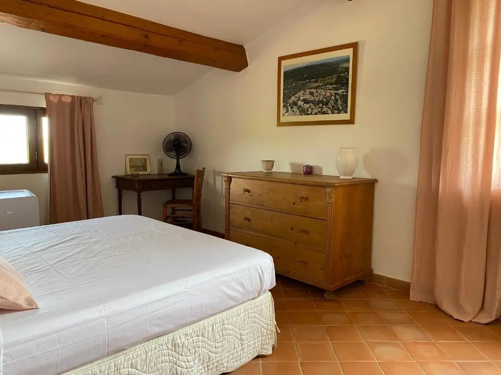 FERME DU MOULIN ROUX- 2 superbes appartements- 2cbres chacun- classé 3 étoiles, climatisés