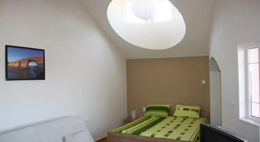 Iguana Hostel