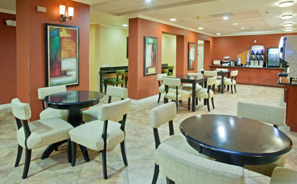 Best Western Plus Sugar Land-Stafford