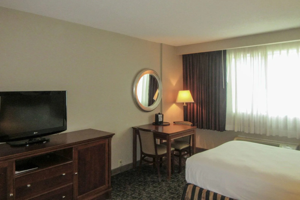 Ramada Ithaca