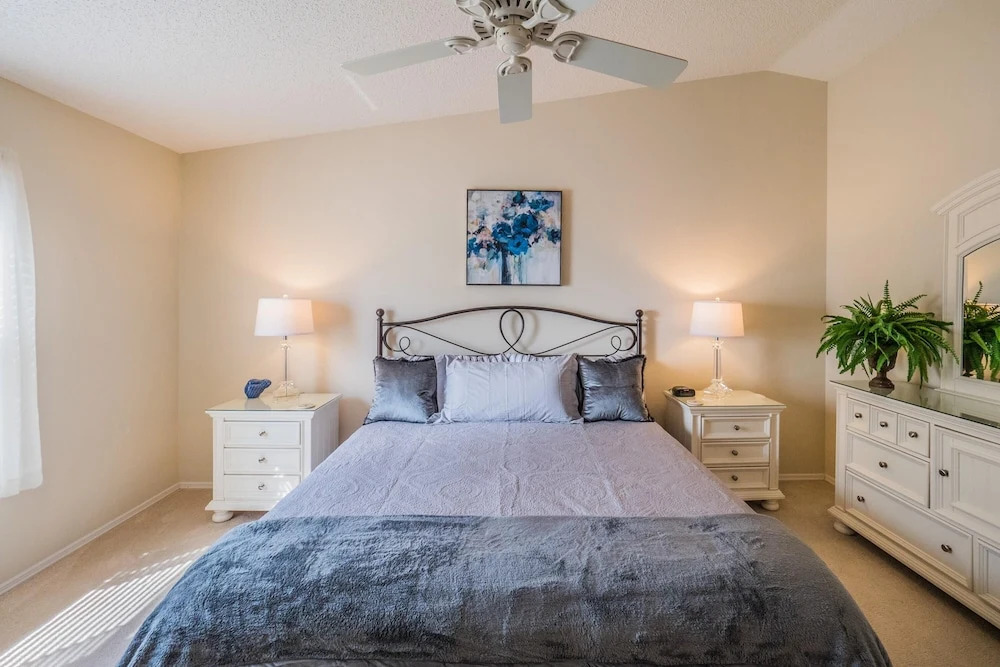 Katherine Place 329 by White Pelican VR