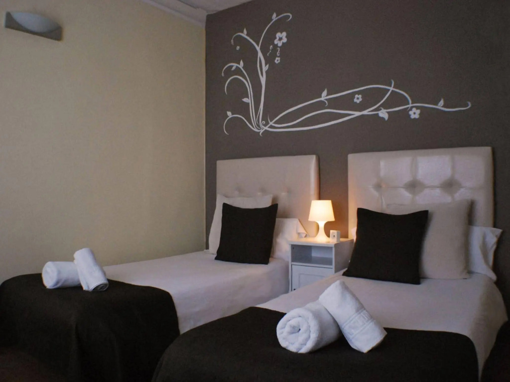 Petit Hotel