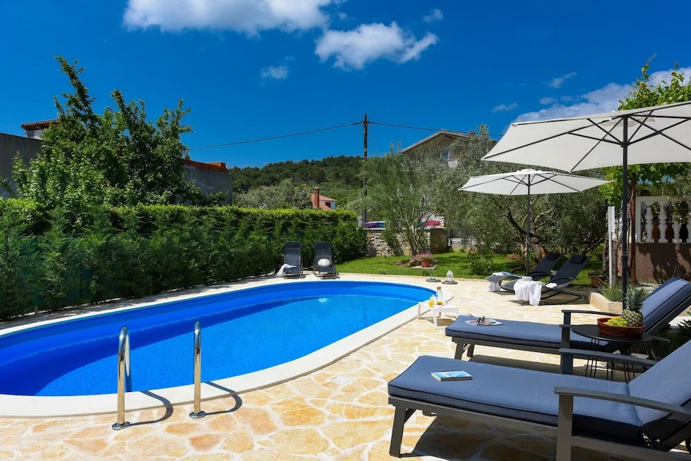 Villa Pine ZadarVillas
