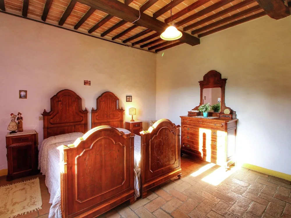 Holiday Home in Anghiari With Garden, Parking, Barbecue