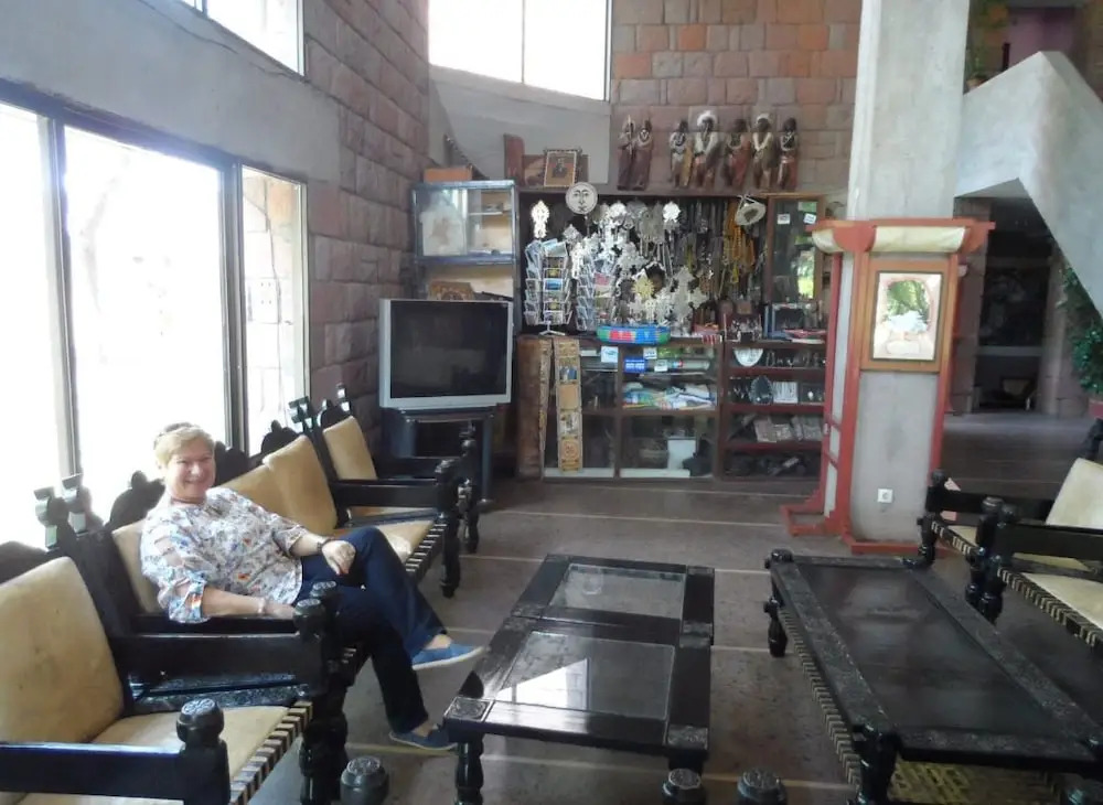 Roha Hotel