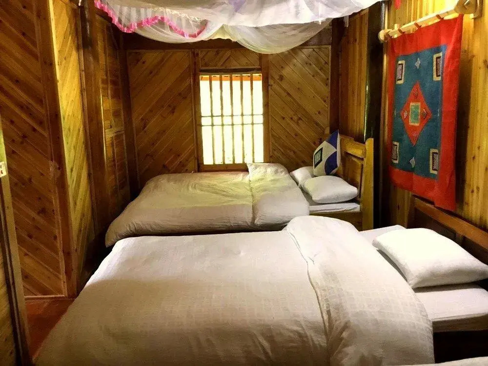 Ba Be Lake View Homestay