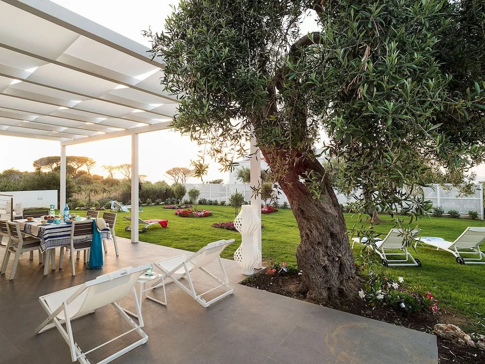 Holoiday Home in Cefalu With Terrace