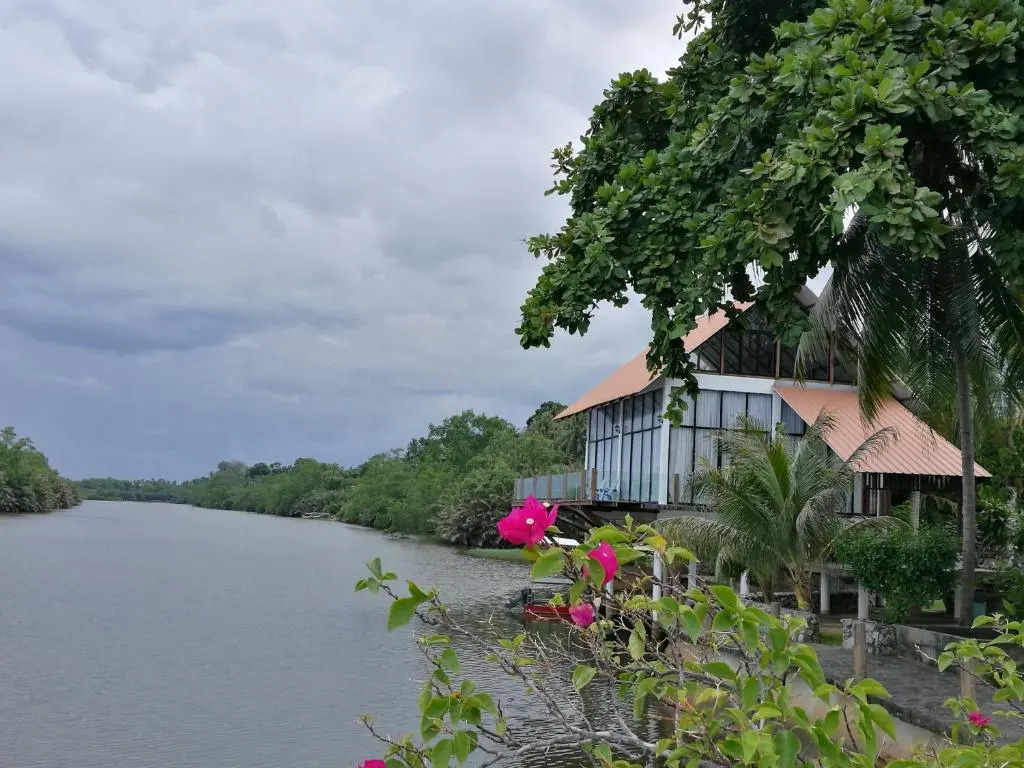 Homestay Ala Riverview Lodge Kota Bharu