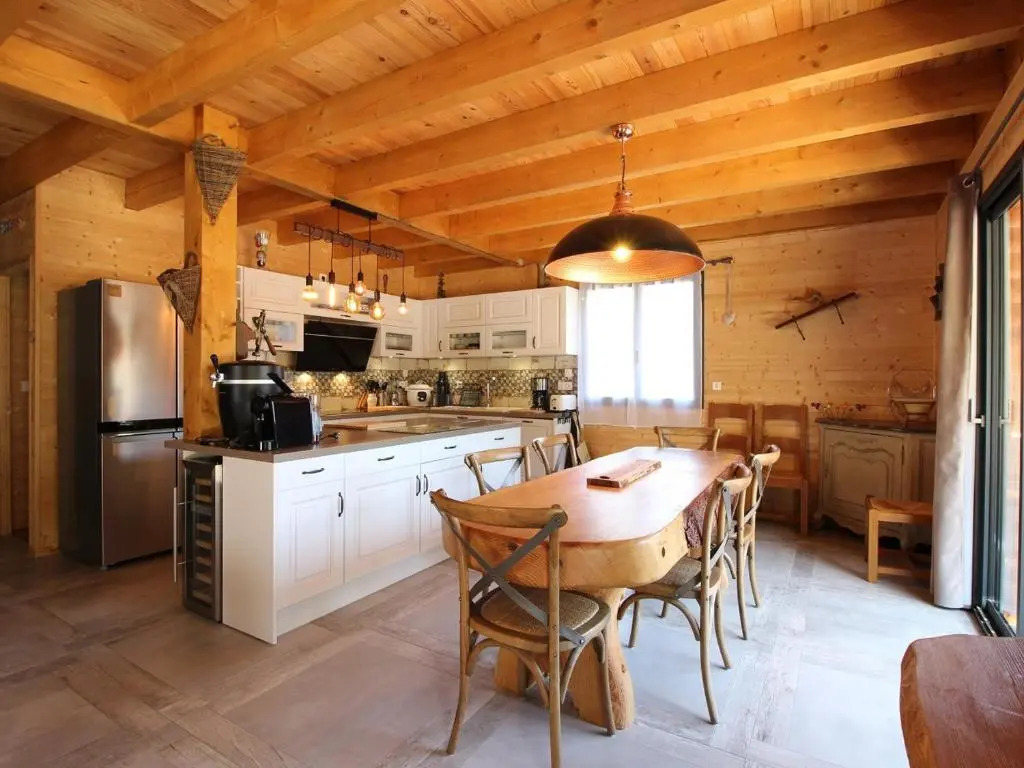 Splendide chalet 5 chambres avec terrasse, garage et wifi au Mont-Dore - FR-1-608-188
