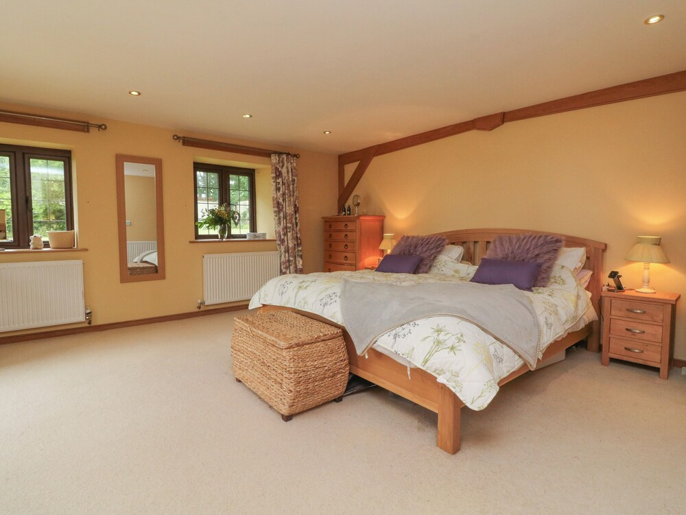 South Honeycroft Thatch
