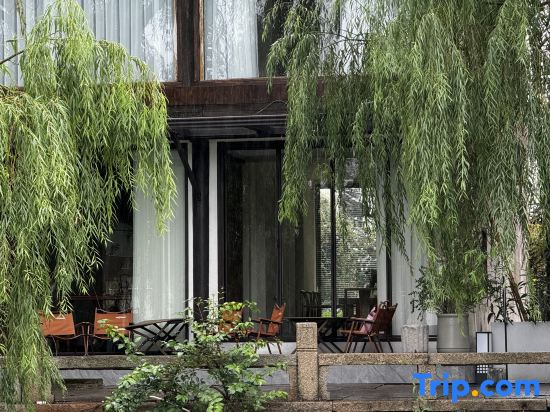 Shanghai Sanqiao Hotel