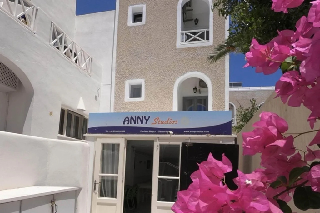 Anny Studios & Rooms Perissa Beach