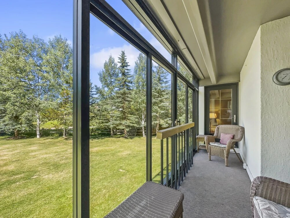 Wh102 Wheeler House 2 Bedroom Condo by RedAwning