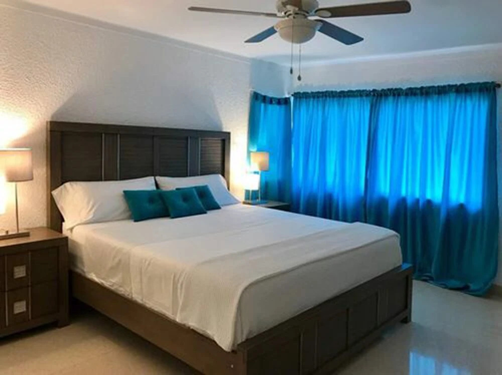 V Royal Luxury Villas