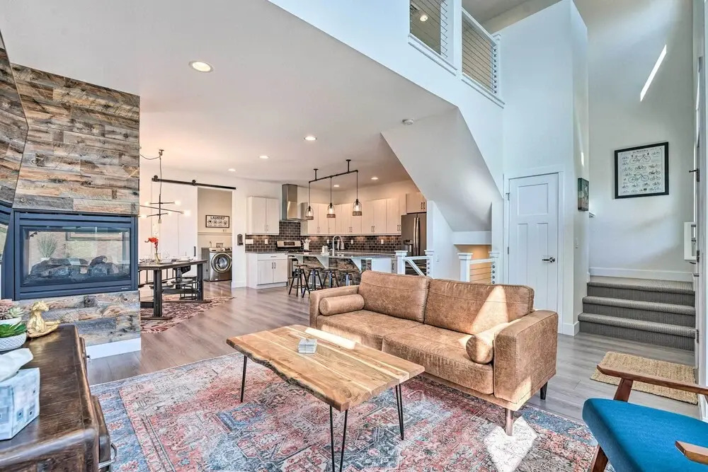 Spacious Old Town North Home w/ Rooftop Deck!